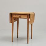 1084 9416 DROP-LEAF TABLE